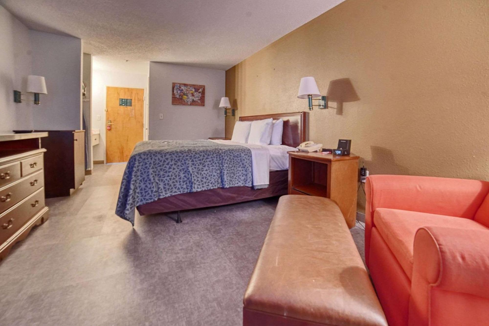Econo Lodge Raleigh Exterior foto